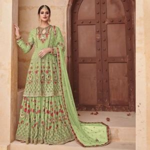 Salwar kameez shehnai gold bridal